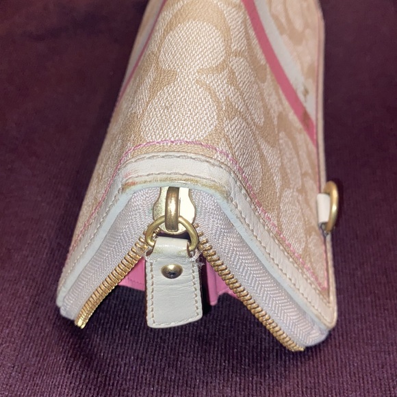 Coach Heritage Signature Wallet Pink Khaki Stripe Zip Wallet 8”x4” - Picture 8 of 15